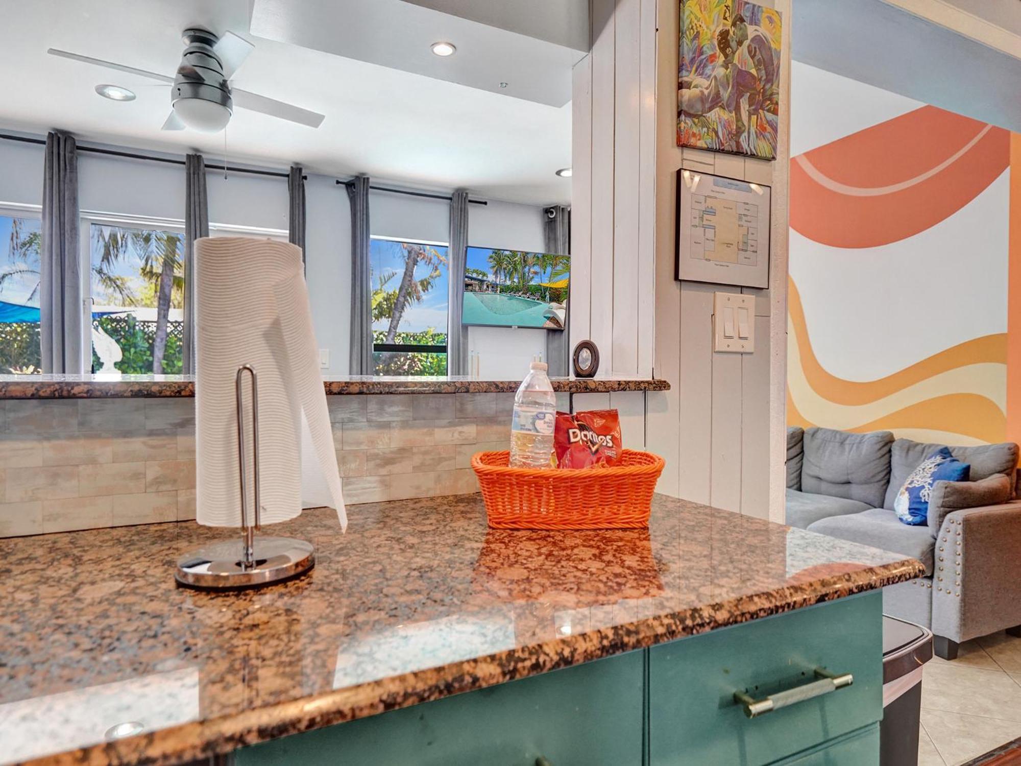 Large Gay Men'S 1 Bedroom W Gameroom Heated Pool Clothing Optional Oakland Park Εξωτερικό φωτογραφία
